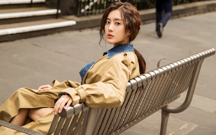 国家移民管理局：今年上半年3.33亿人次出入境